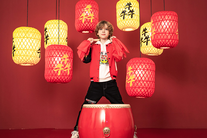 雨飛品牌網(wǎng)站策劃_高端品牌網(wǎng)站設(shè)計(jì)_服裝網(wǎng)站建設(shè)/品牌網(wǎng)站建設(shè) 上海蛙品